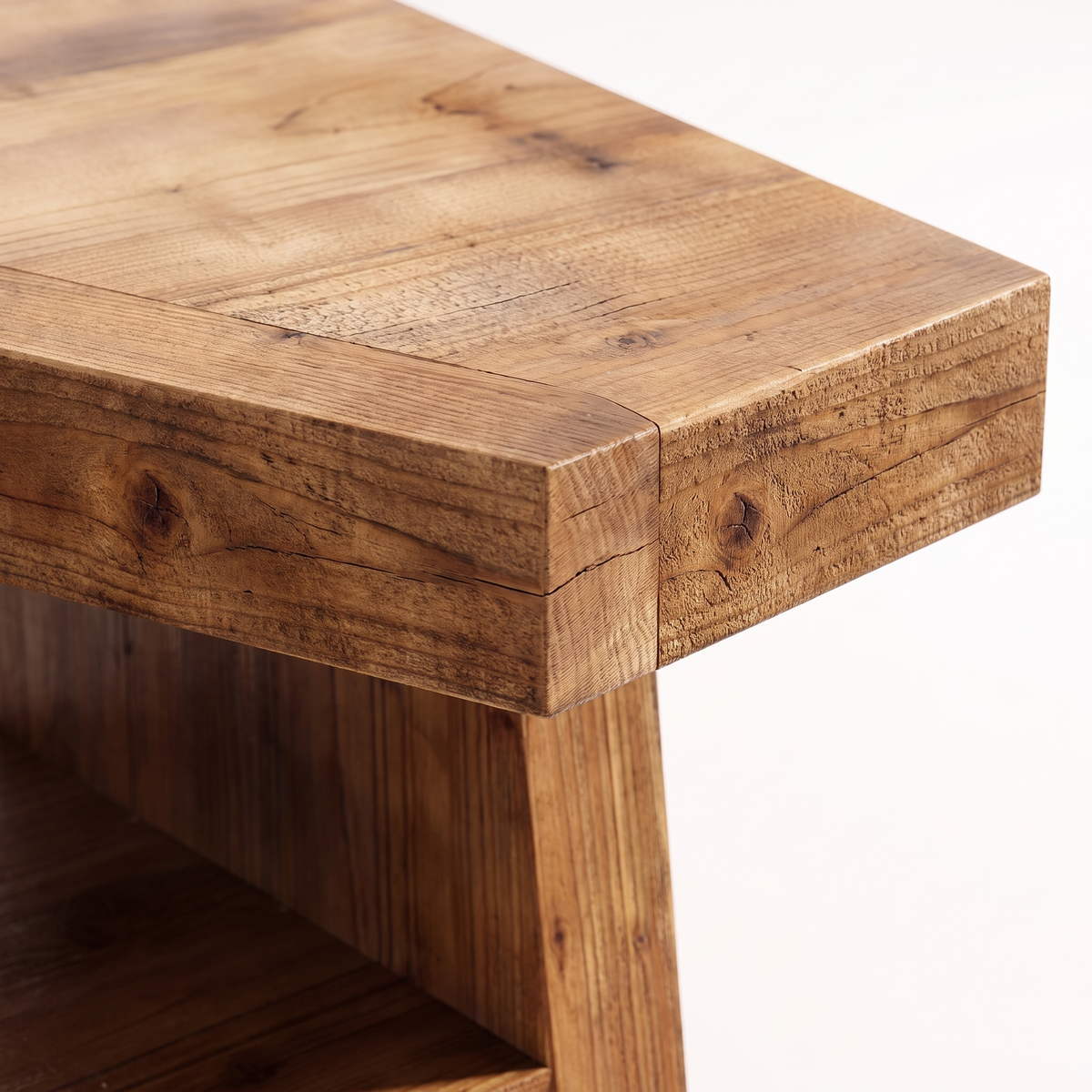 Corva two-tier coffee table - wood detail