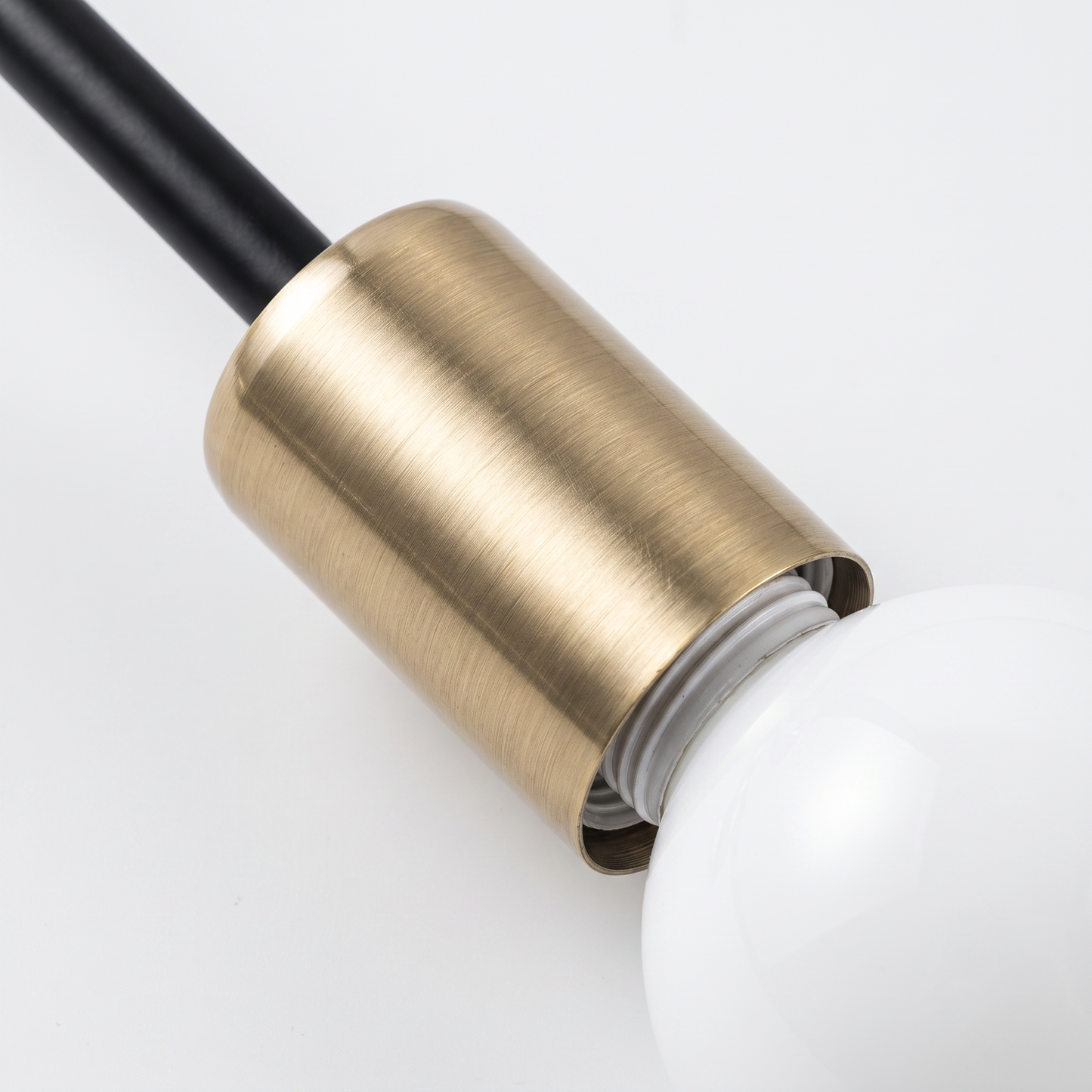 Ferro sputnik ceiling light - brass holder detail