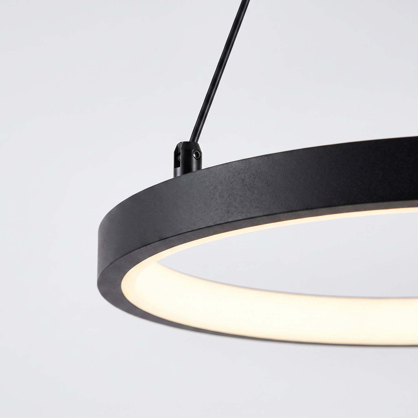 Nimbus LED ring pendant - cable and ring detail