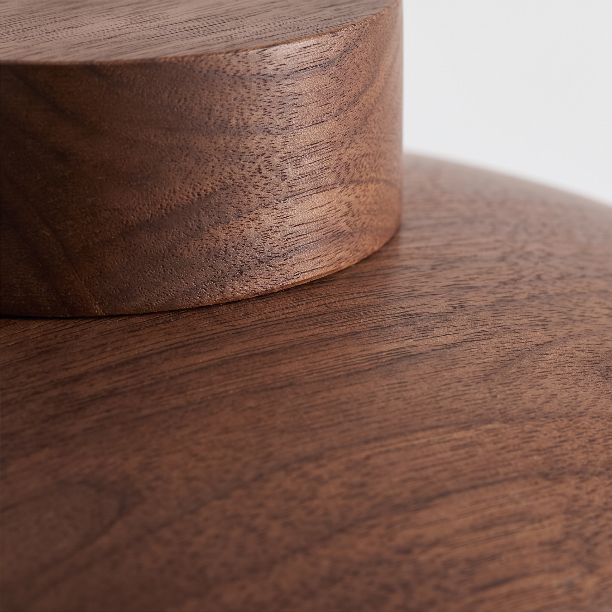 Sora wood-grain ceiling light - walnut grain detail