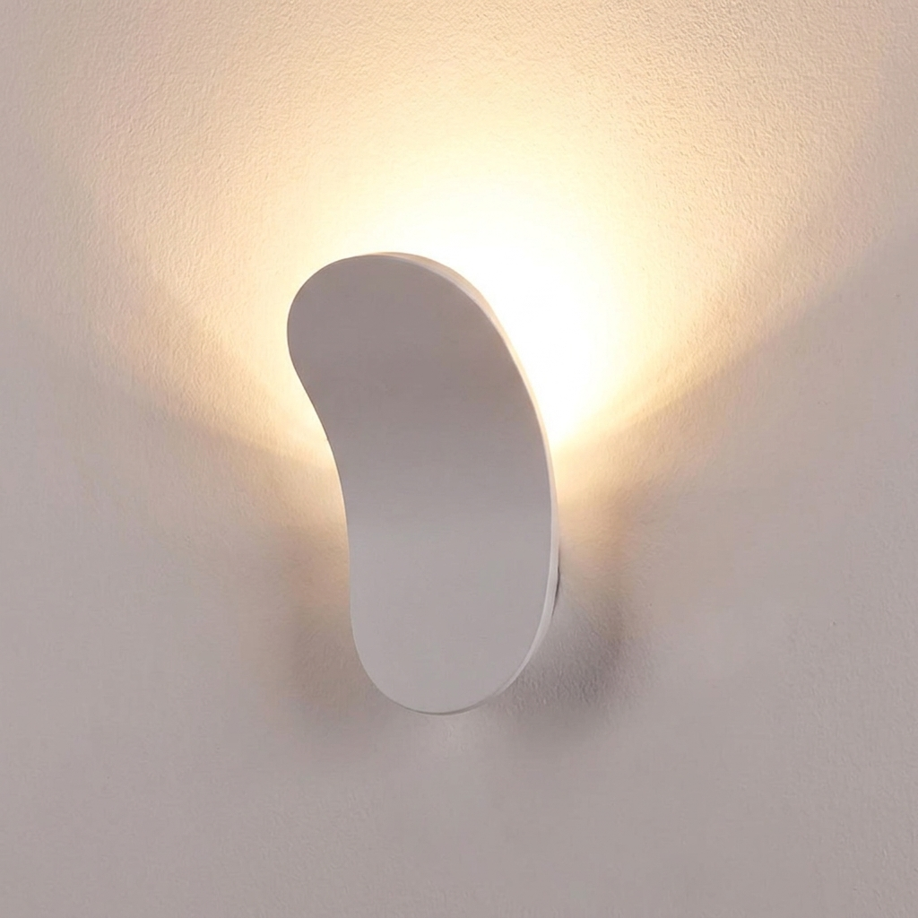 Lumi wall lamp - detail close-up